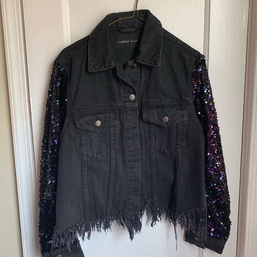 Black Cropped Distressed Jean Jacket